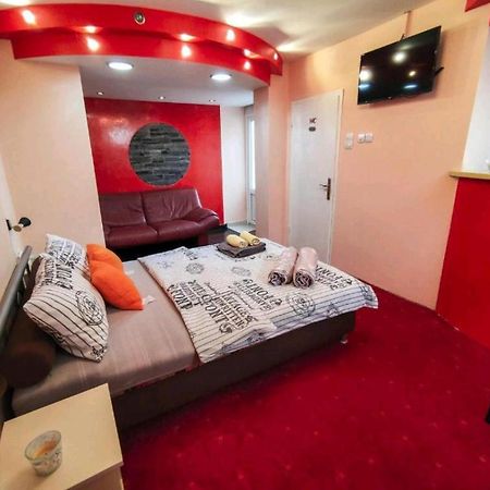 S. A. L. Prenociste Apartment Zrenjanin Exterior photo