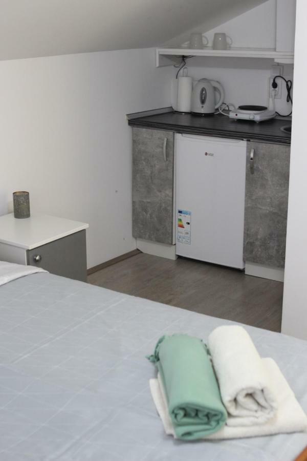 S. A. L. Prenociste Apartment Zrenjanin Exterior photo